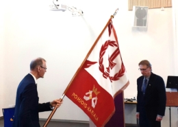 Kuvassa lipputervehdys.