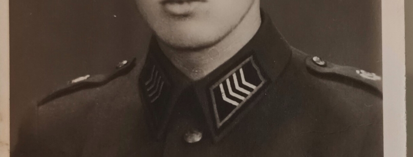 Kuvassa sotilas.