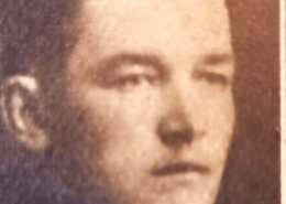 Kuvassa sotilas.