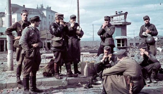 sakuva_165670_sotasampoArtikkeli