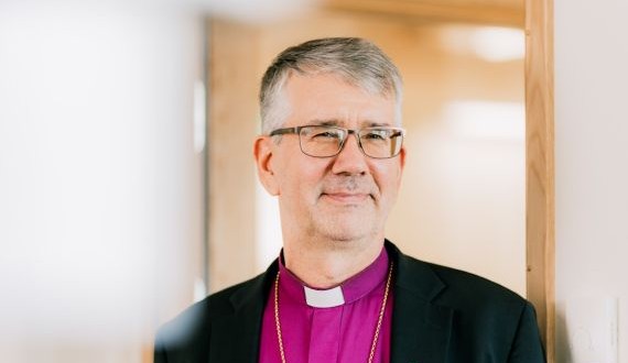 piispa_Salomaki_artikkeli